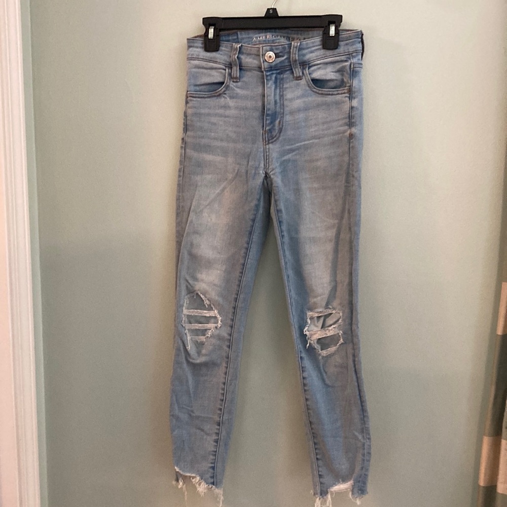 American Eagle Distressed Jeans